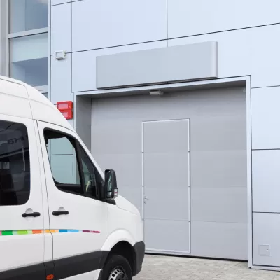 Промышленные ворота серии ProPlus Промышленные ворота цвета серебристый металлик